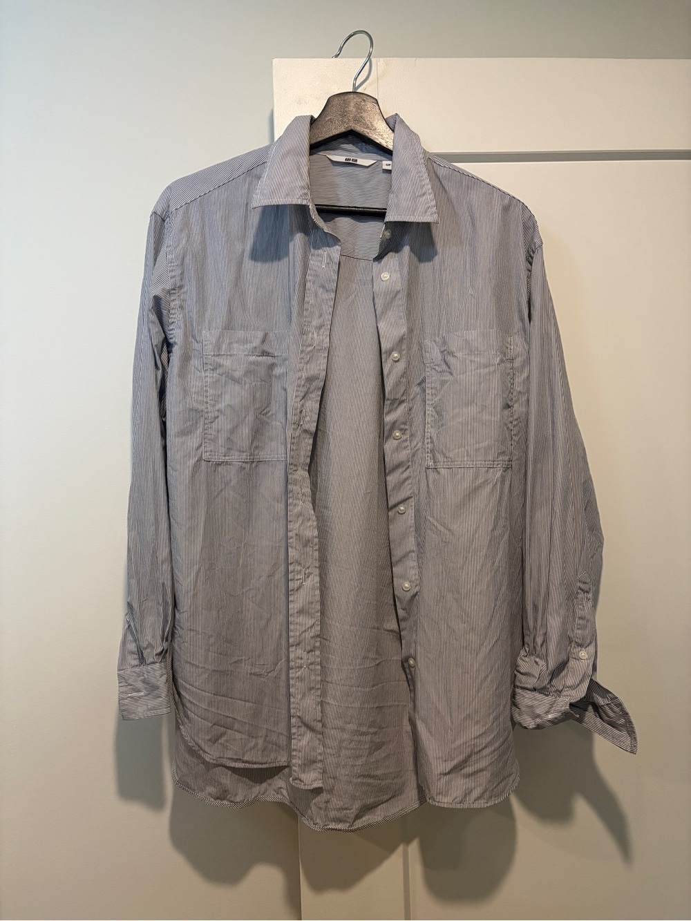 Uniqlo Light Gray Women's Button-Down Shirt